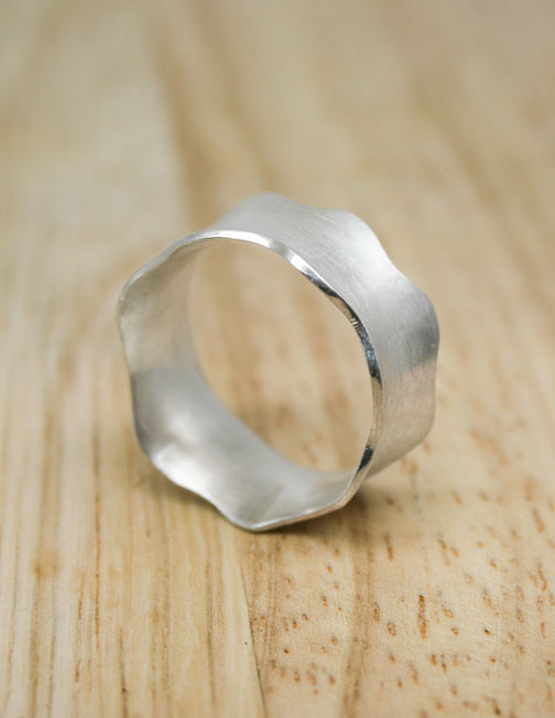 Sterling silver concave ring with wave edges