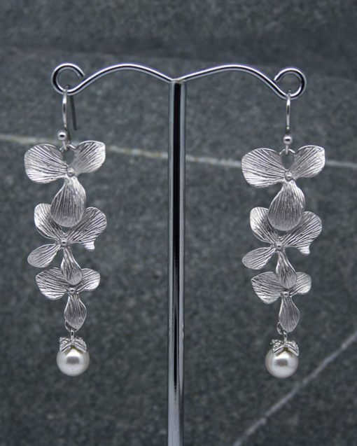 Orchid flower and pearl earrings