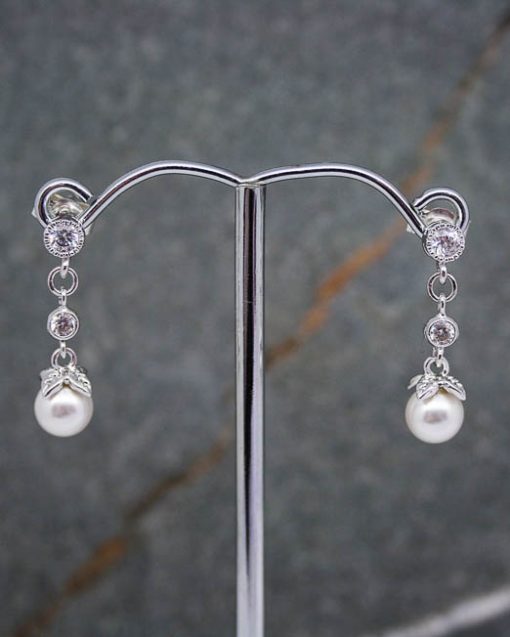 Pearl and crystal drop earrings