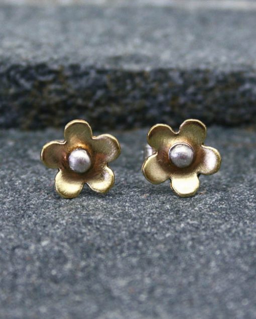 daisy stud earrings | Starboard Jewellery