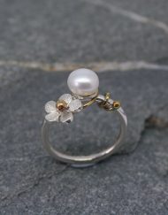 Handmade silver daisy and pearl ring mixed metal