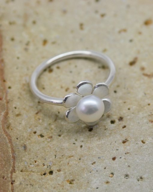 Handmade silver and pearl 6 petal flower ring